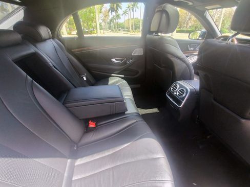 Used 2015 Mercedes-Benz S 550 Sedan image 36