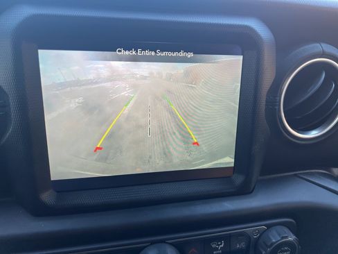 Used 2021 Jeep Wrangler Unlimited Rubicon w/ Uconnect 4C Nav & Sound Group image 12