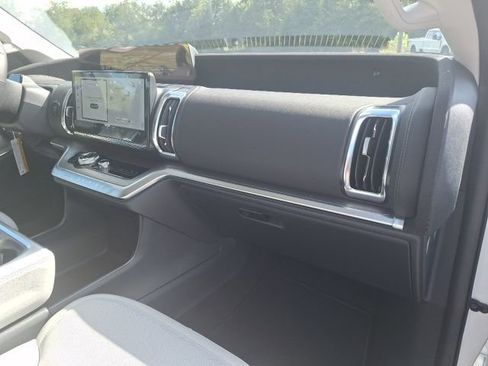 New 2025 Ford Expedition Platinum w/ Driver's Package image 34