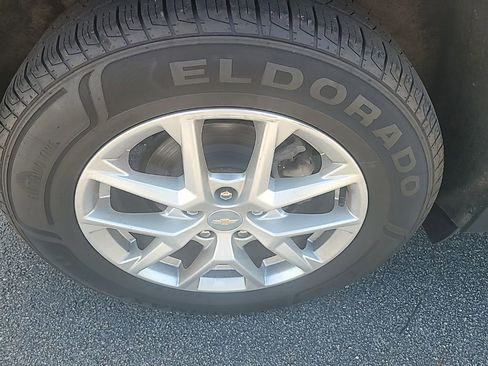 Used 2022 Chevrolet Equinox LT image 12