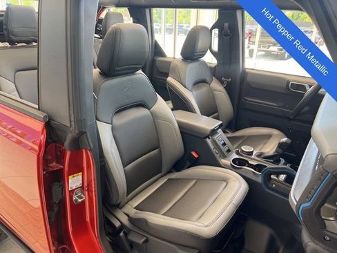 Used 2024 Ford Bronco Black Diamond AWD/4WD image 25