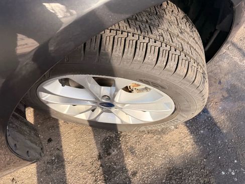 Used 2019 Ford Fusion SE image 46