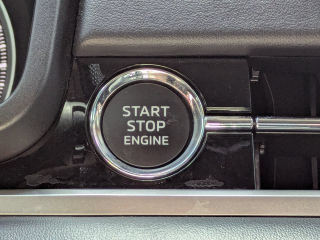 Used 2024 Mitsubishi Outlander ES FWD image 30