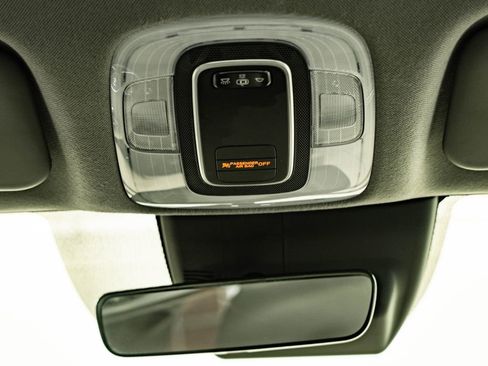 Used 2021 Hyundai Elantra SE FWD image 39