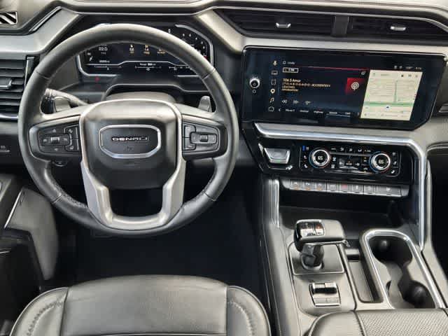 Used 2024 GMC Sierra 1500 Denali w/ Denali Reserve Package AWD/4WD image 13