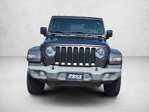 Used 2021 Jeep Wrangler Unlimited Sport AWD/4WD image 2