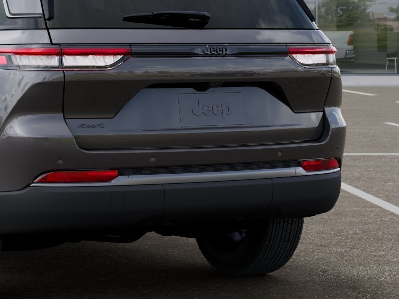 New 2026 Jeep Grand Cherokee Altitude AWD/4WD image 39