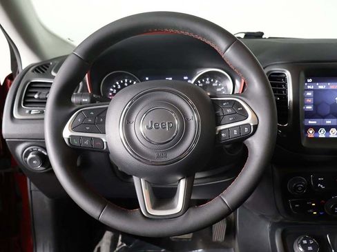Used 2021 Jeep Compass Trailhawk AWD/4WD image 36