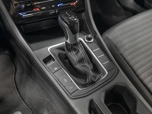 Used 2025 Volkswagen Jetta S image 25