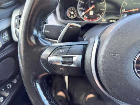 Used 2018 BMW X6 w/ Sports Activity Package image 17