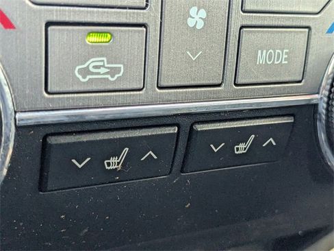 Used 2021 Toyota Tundra Limited w/ Limited Premium Package image 25