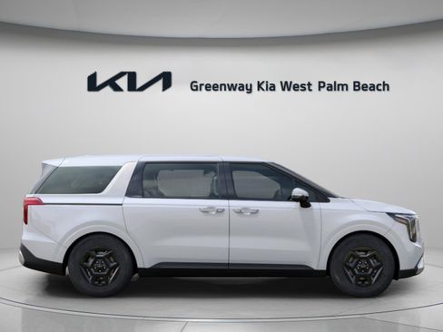 New 2026 Kia Carnival FWD image 9