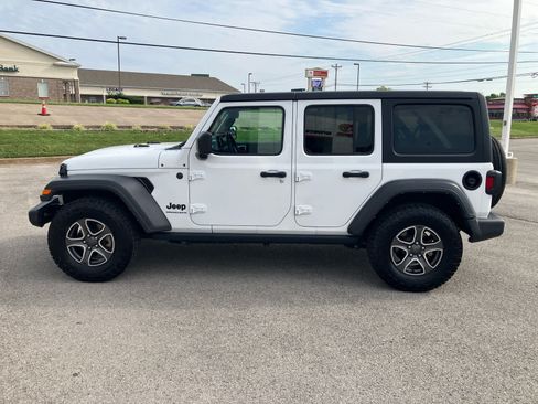Used 2023 Jeep Wrangler Unlimited Sport AWD/4WD image 4