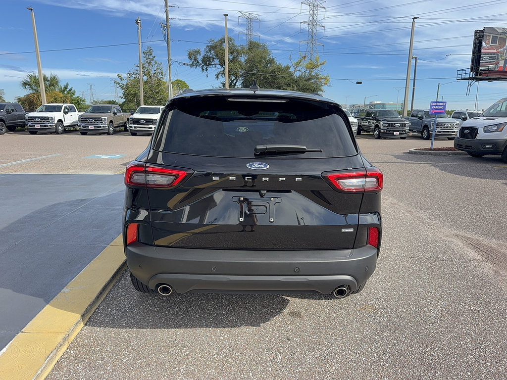 Certified 2025 Ford Escape ST-Line w/ Equipment Group 301A FWD image 34