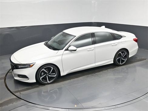 Used 2019 Honda Accord Sport image 33