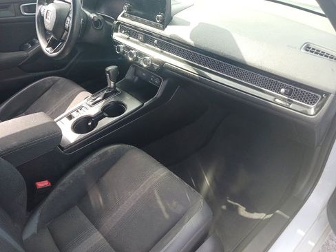 Used 2023 Honda Civic Sport image 17