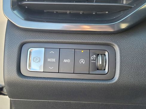 New 2026 GMC Acadia AT4 image 23