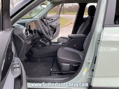New 2026 Chevrolet TrailBlazer LT AWD/4WD image 16