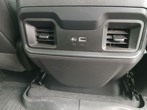 Used 2024 Chevrolet Silverado 1500 LT Trail Boss w/ Convenience Package II AWD/4WD image 21