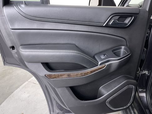 Used 2016 Chevrolet Tahoe LT image 19