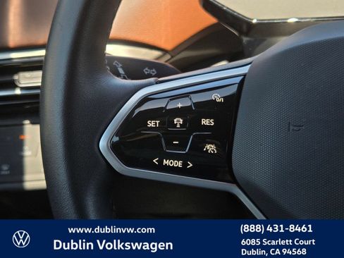 Used 2023 Volkswagen ID.4 Pro RWD image 19