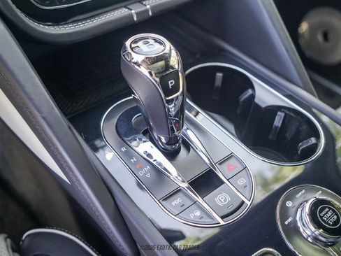 Used 2021 Bentley Bentayga image 51