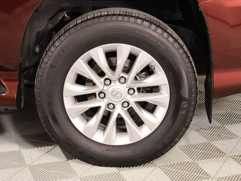 Used 2015 Lexus GX 460 w/ Premium Package image 23