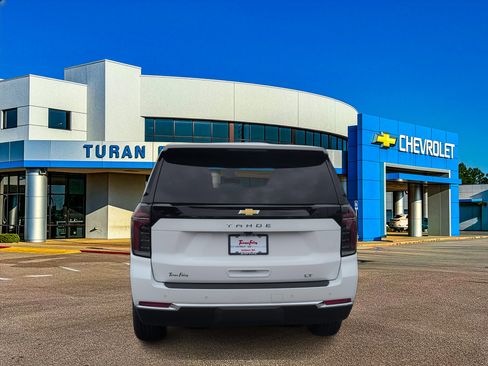 New 2026 Chevrolet Tahoe LT image 4