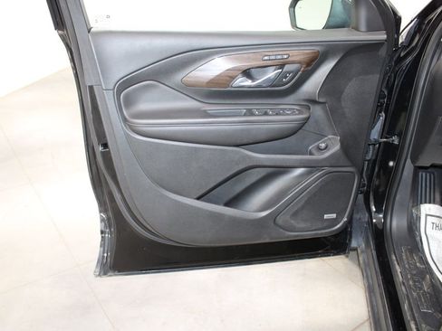 Used 2020 GMC Terrain Denali w/ Denali Premium Package image 25