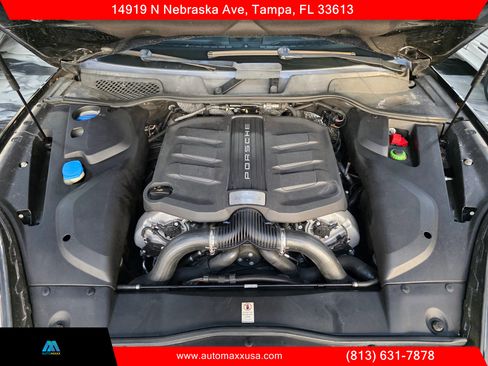 Used 2016 Porsche Cayenne S image 23