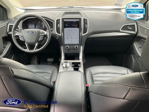 Used 2024 Ford Edge SEL w/ Convenience Package AWD/4WD image 3