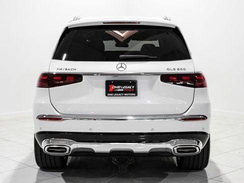 Used 2026 Mercedes-Benz Maybach GLS 600 4MATIC image 10