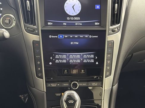 Used 2017 INFINITI Q60 w/ Cargo Package image 20