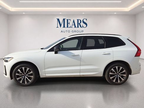 Used 2024 Volvo XC60 B5 Plus w/ Protection Package Premier AWD/4WD image 3