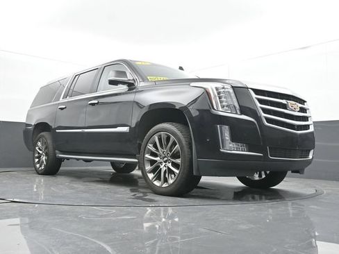 Used 2018 Cadillac Escalade ESV Premium Luxury AWD/4WD image 50