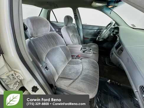 Used 2004 Buick Century Custom image 24