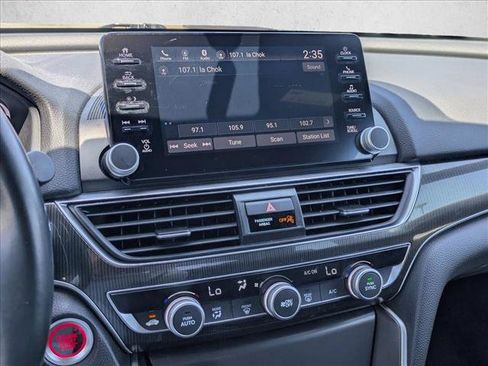 Used 2019 Honda Accord Sport image 14