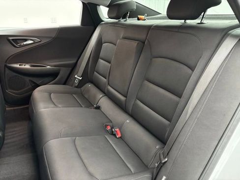 Used 2024 Chevrolet Malibu LT image 37
