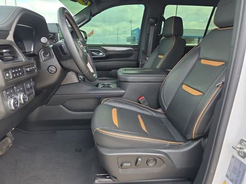 Used 2024 GMC Yukon AT4 w/ AT4 Premium Plus Package image 11