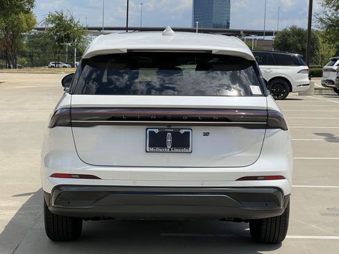 New 2025 Lincoln Nautilus Premier w/ Equipment Group 102A image 8