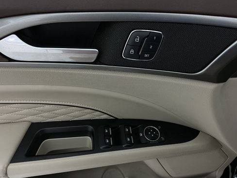Used 2017 Ford Fusion Platinum FWD image 37