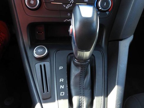 Used 2016 Ford Focus SE FWD image 36