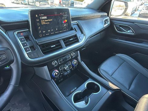 Certified 2023 GMC Yukon SLT w/ SLT Luxury Package image 21