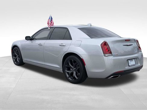 Used 2023 Chrysler 300 S RWD image 6