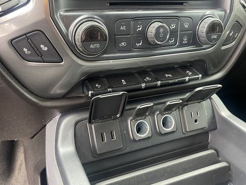 Used 2018 Chevrolet Silverado 1500 LT w/ All Star Edition image 31