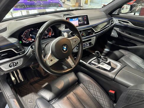 Used 2020 BMW 750i xDrive w/ Executive Package image 50