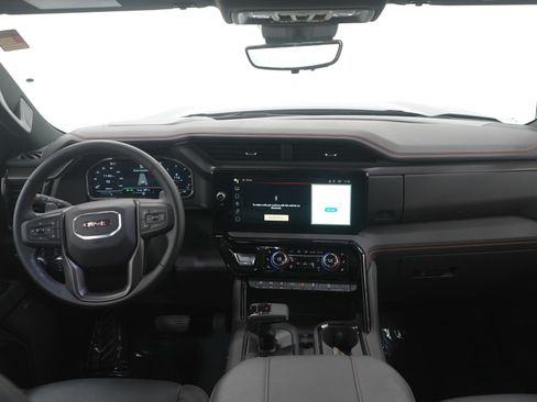 Used 2025 GMC Sierra 1500 AT4 w/ AT4 Premium Package image 16