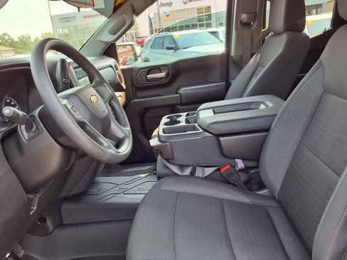 Used 2025 Chevrolet Silverado 1500 Custom w/ LPO, Dark Essentials Package image 18