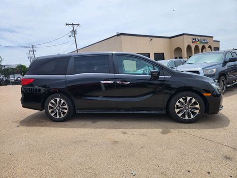Used 2021 Honda Odyssey EX-L image 4