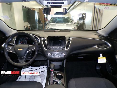 Used 2021 Chevrolet Malibu RS image 14